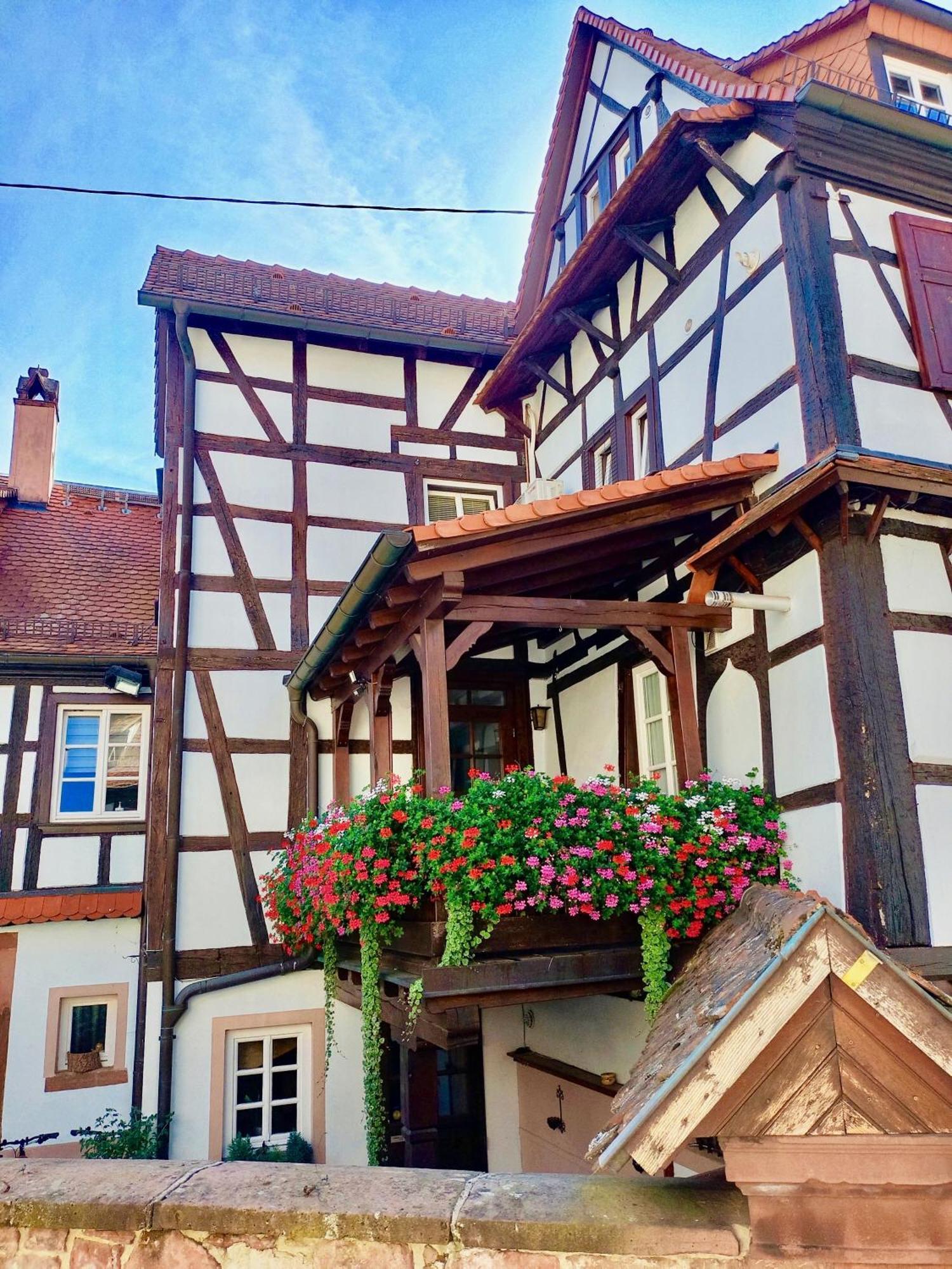 Maison A Colombages Wissembourg Exterior foto